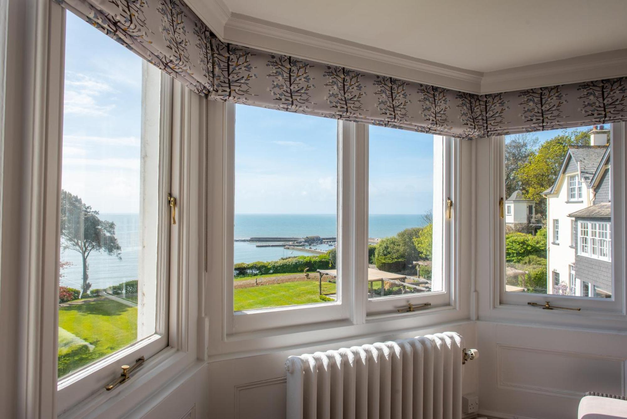 Alexandra Hotel & Restaurant Lyme Regis Buitenkant foto