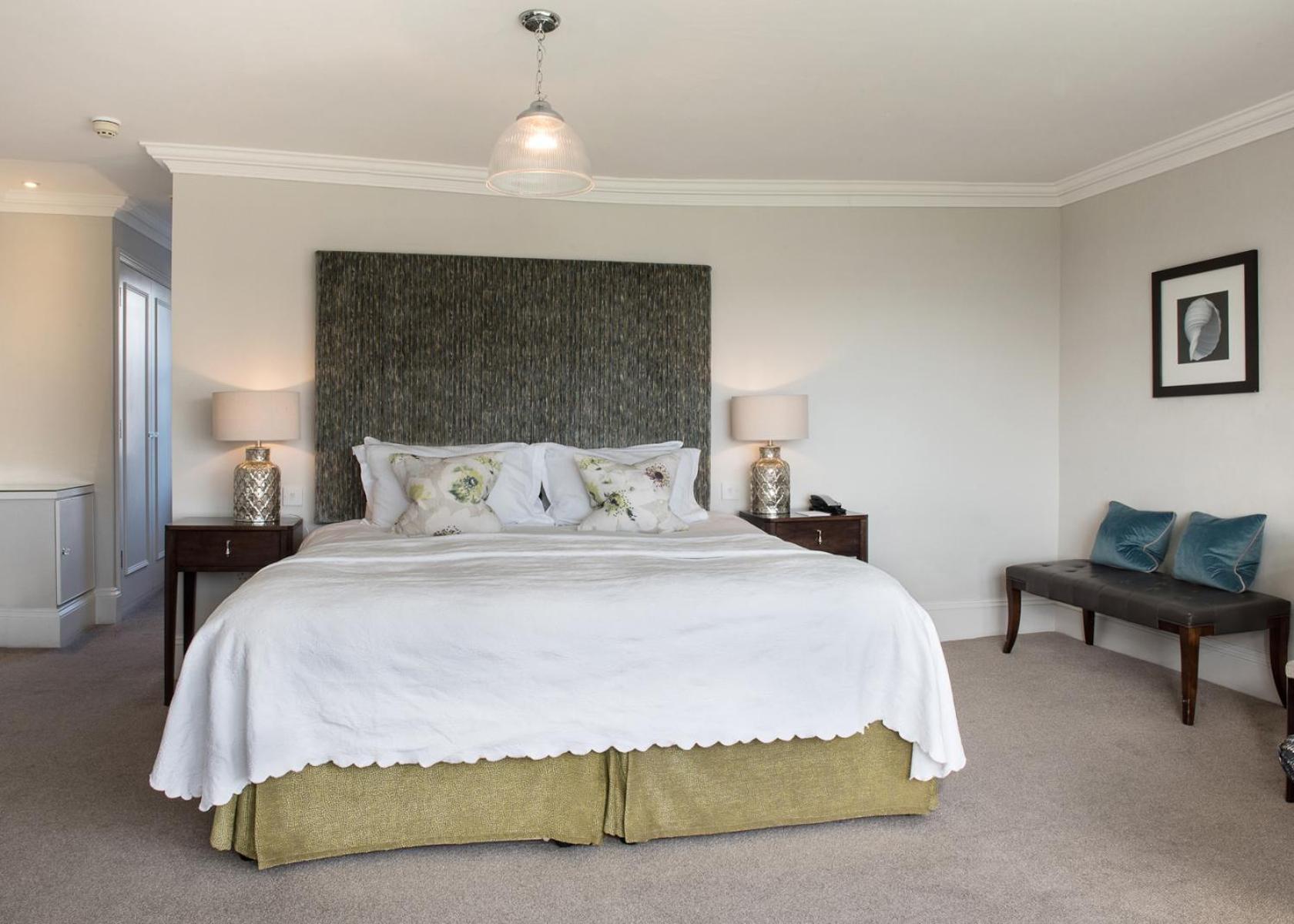 Alexandra Hotel & Restaurant Lyme Regis Buitenkant foto