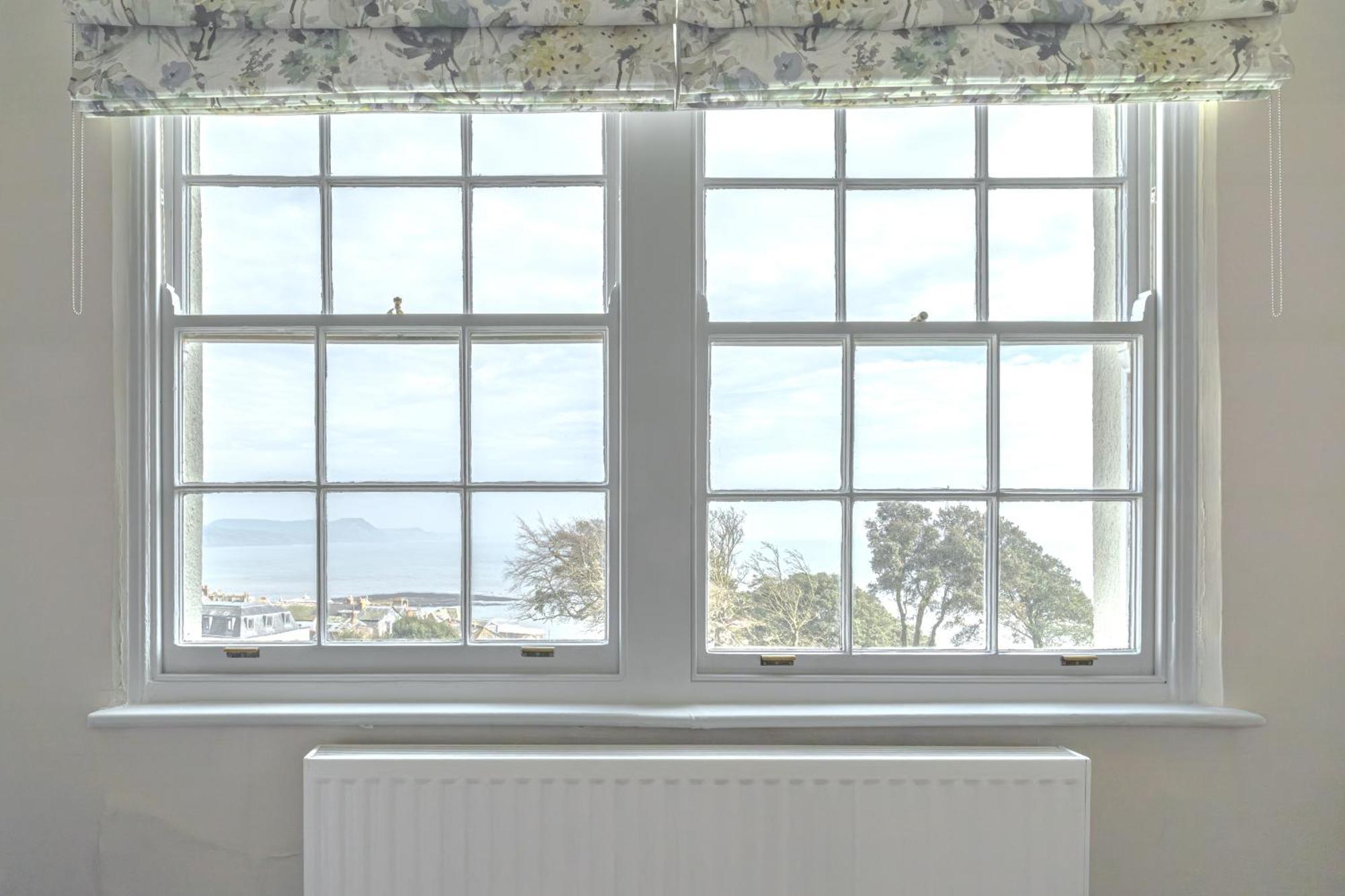 Alexandra Hotel & Restaurant Lyme Regis Buitenkant foto
